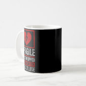 Mug Papa Maman Fragile Je Viens De Laisser Ma Fille À (Devant gauche)