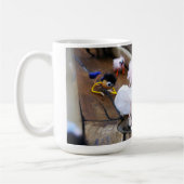 Mug Paparazzi bij Fubby op rooster. (Gauche)