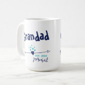 Mug Papi est 20xx - Cœurs et flèches - Bleu deux tons (Devant gauche)
