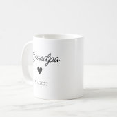 Mug Papi Estimé. Cadeau de premier Papi Moderne Cœur (Devant gauche)