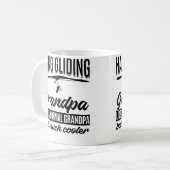 Mug Papi Vol à Voile Comme Un Papi Normal Mais Beaucou (Devant gauche)
