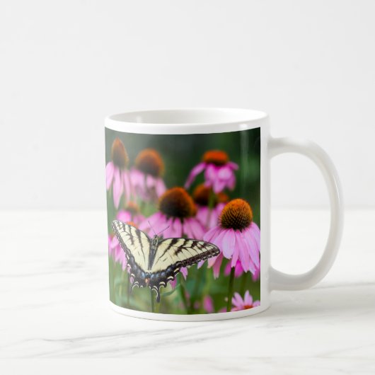 Mug Papillon à queue épaisse de tigre orientale sur le (Droite)