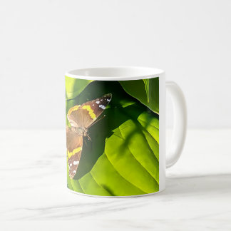Mug Papillon dans le soleil