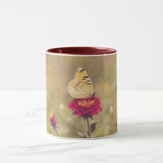 Mug Papillon jaune lors d'une Coupe d'Art Rouge Rose M (Centre)