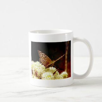 Mug Papillon marron, beige et chocolat en cuir