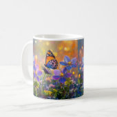 Mug Papillon minuscule sur les Fleurs sauvages au leve (Devant gauche)