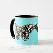 Mug Papillon noir et blanc, arrière - plan turquoise (Devant gauche)