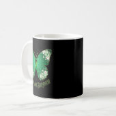 Mug Papillon ruban vert mandala survivant de greffe (Devant gauche)