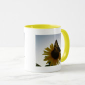 Mug Papillon se reposant au crépuscule (Devant droit)
