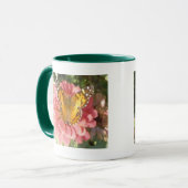 Mug Papillon sur une Zinnia rose (Devant gauche)