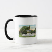 Mug Parc de bord de mer Vue sur le P T Barnum Monument (Gauche)