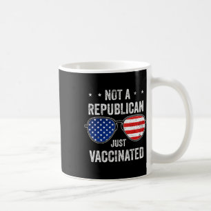 Mug Pas républicain, juste vacciné Af Pro vaccin Vacci