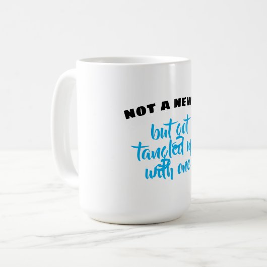 Mug Pas un Newfie mais obtient embrouillé avec un (Devant gauche)