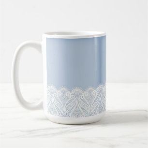 MUG PASTEL BLEU PASTEL AVEC LACE BLANCHE FRONTIÈRE