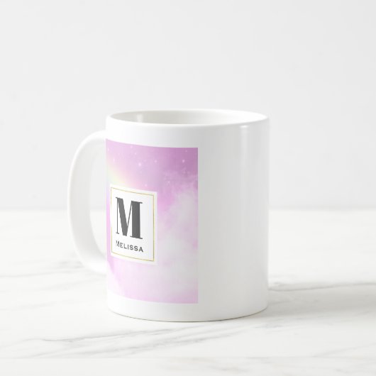 Mug Pastel Ciel rose avec Monogramme arc-en-ciel jaune (Devant gauche)