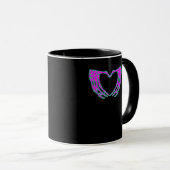 Mug Pastel Goth Vêtements, Skeleton Mains de coeur (Devant droit)