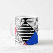 Mug Patchwork arrière - plan : oiseaux, pois. (Devant gauche)