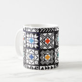 Mug Patchwork Maori : Ethnic Carpet Design. (Devant gauche)