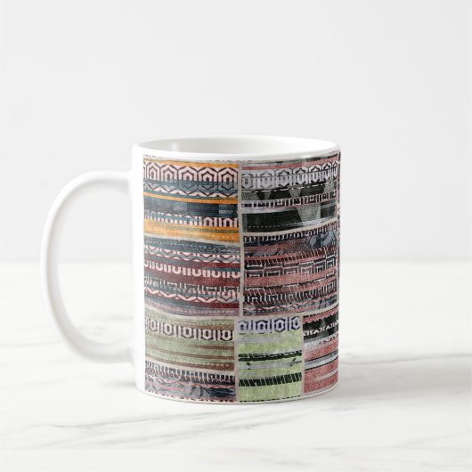 Mug Patchwork Quilt Collage Impression transparente. (Gauche)
