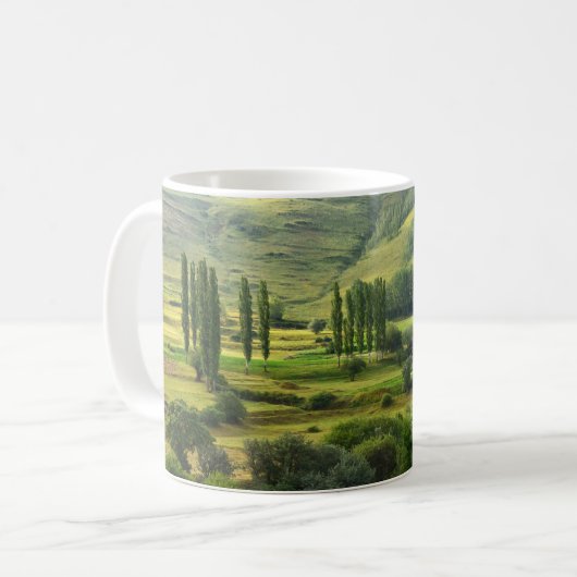Mug Paysage de la Vallée verte luxuriante (Devant gauche)
