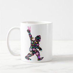 Mug Peace Love Bigfoot Hippie Funny Bigfoot Lover T-Sh