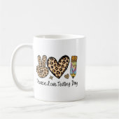 Mug Peace Love Testing Chemise Cute Test Jour Enseigna (Gauche)
