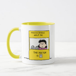 Mug Peanuts   Lucy & the Doctor Is In
