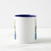 Mug Peinture de chat smoking sur couverture bleue, tas (Centre)