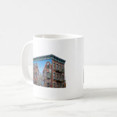 Mug Peinture murale sur le bâtiment dans l'Espagnol (Devant gauche)