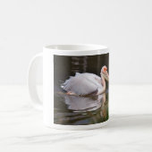 Mug Pélican blanc sur l'eau (Devant gauche)