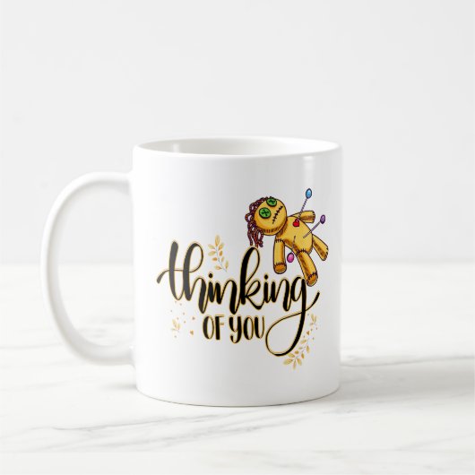 Mug Penser à vous drôle Halloween Poupée vaudou (Gauche)