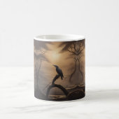 Mug Perche Lune : Un Oiseau Solitaire au crépuscule (Centre)