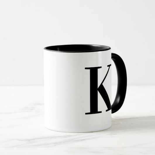 Mug Personalized Black Monogram Letter K (Devant droit)