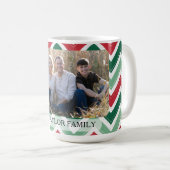 Mug Personalized Red Green Chevron Photo Family (Devant droit)