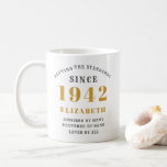 Mug Personnalisé 80th Birthday 1942 Elegant Ajouter un<br><div class="desc">Élégante tasse d'anniversaire personnalisée. Customisez facilement le texte de cette tasse de café d'anniversaire en utilisant le modèle fourni. Une partie de la gamme de normes d'établissement des dessins et modèles.</div>