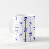 Mug personnalisé avec nom et rayure en forme d'arc (Devant gauche)