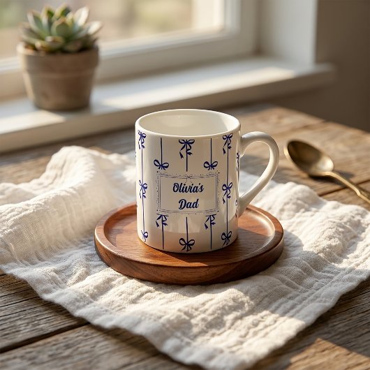 Mug personnalisé avec nom et rayure en forme d'arc