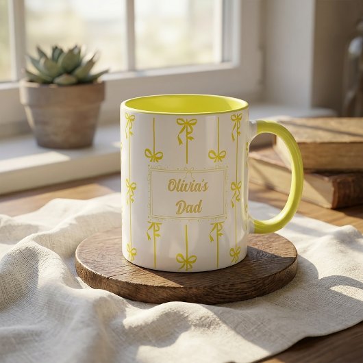 Mug personnalisé avec nom et rayure en forme d'arc