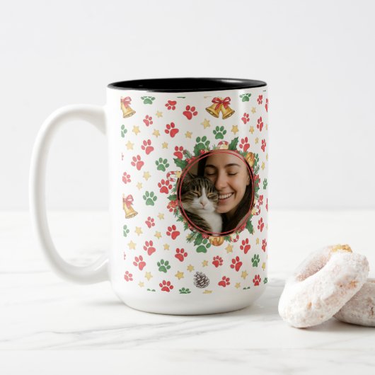 Mug personnalisé avec photo de Noël et empreinte d (Avec donut)