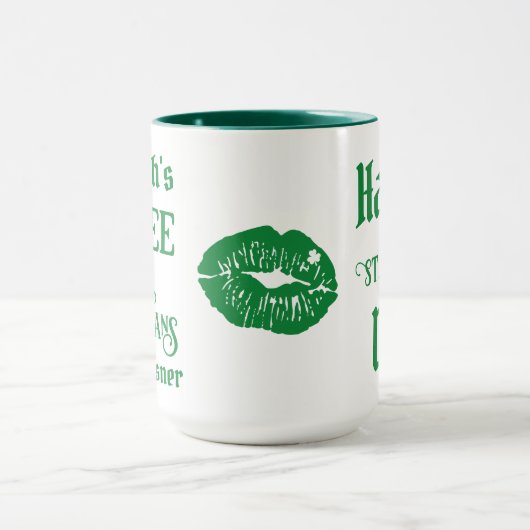Mug Personnalisé Funny St Patrick's Day Lips vert (Centre)