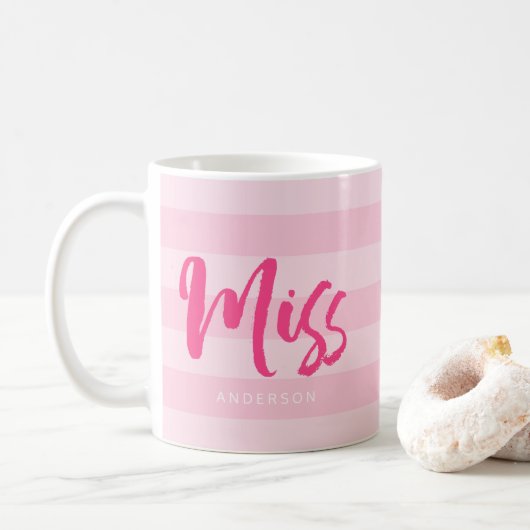 Mug Personnaliser avec le nom Miss Preppy Pink Stripes (Avec donut)
