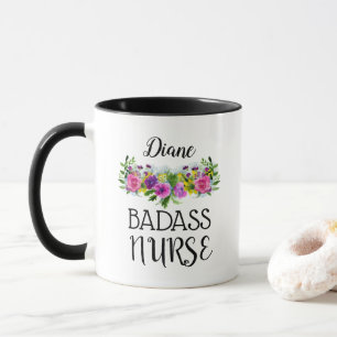 Mug Personnaliser le nom Floral Badass Nurse