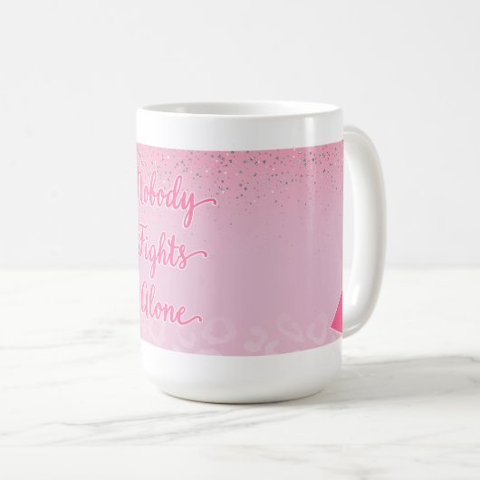 Mug Personne ne combat seul (Devant droit)