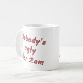 Mug Personne n'est laid (Devant gauche)