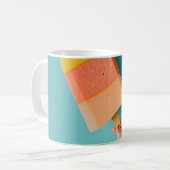 Mug Personne tenant un coquelicot jaune et rose (Devant gauche)