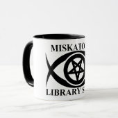 MUG PERSONNEL DE LA BIBLIOTHÈQUE DE MISKATONIC (Devant gauche)