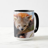 Mug Petit panda rouge pâle (Devant droit)