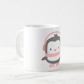 Mug Petit pingouin mignon avec bouffées d'oreille rose (Devant gauche)