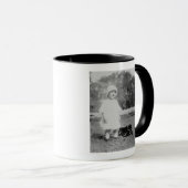 Mug Petite fille avec Wagon de jouet (Devant droit)