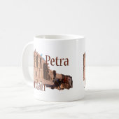 Mug Petra, Jordanie : Le monastère (Devant gauche)